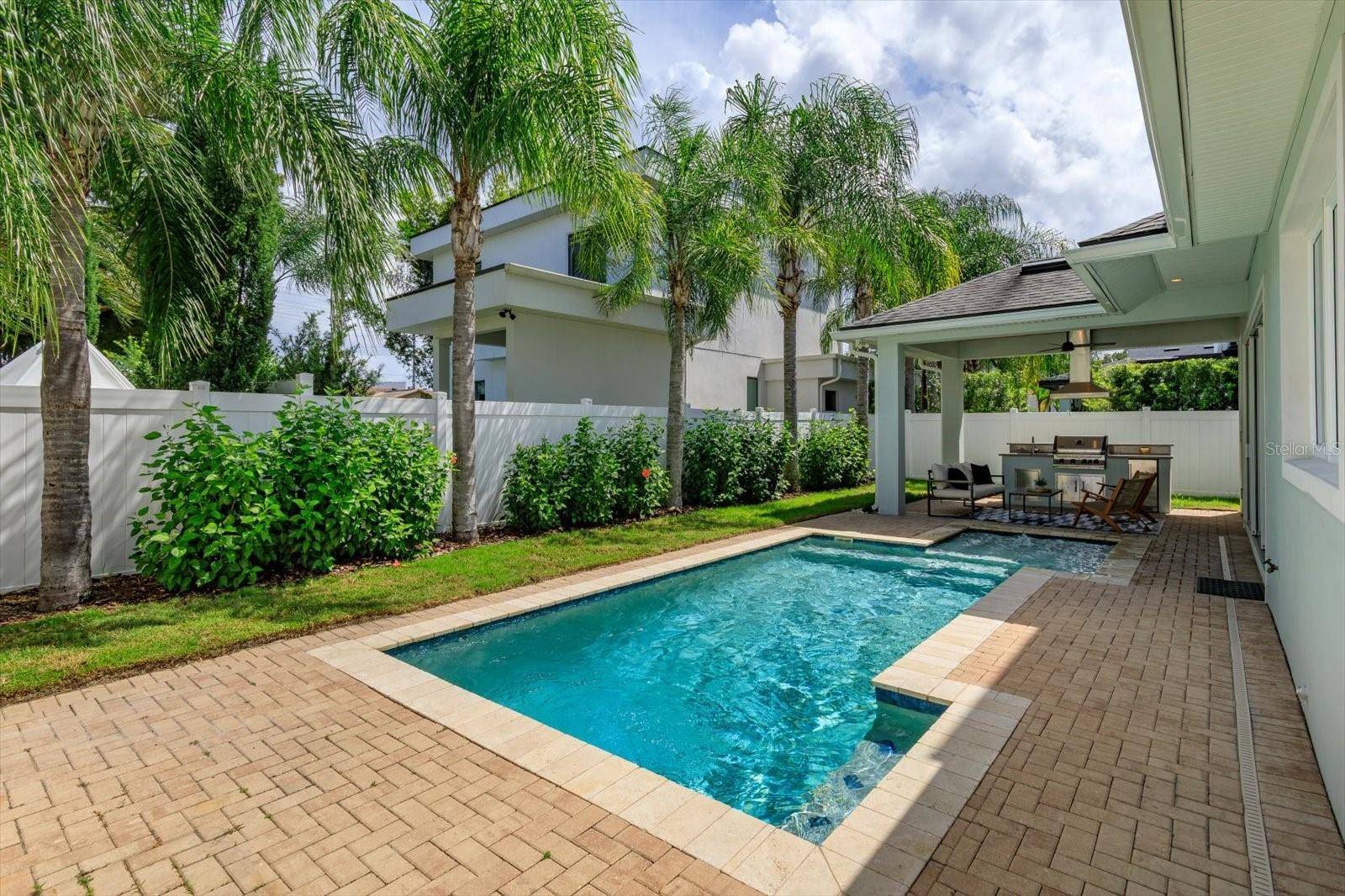 533 COUNTRY CLUB DR, Winter Park, FL 32789