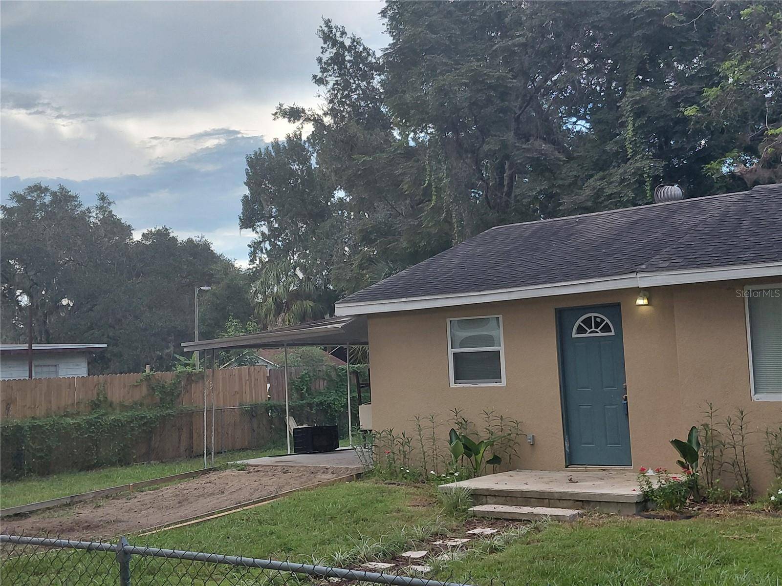 11617 GROVEWOOD AVE, Thonotosassa, FL 33592