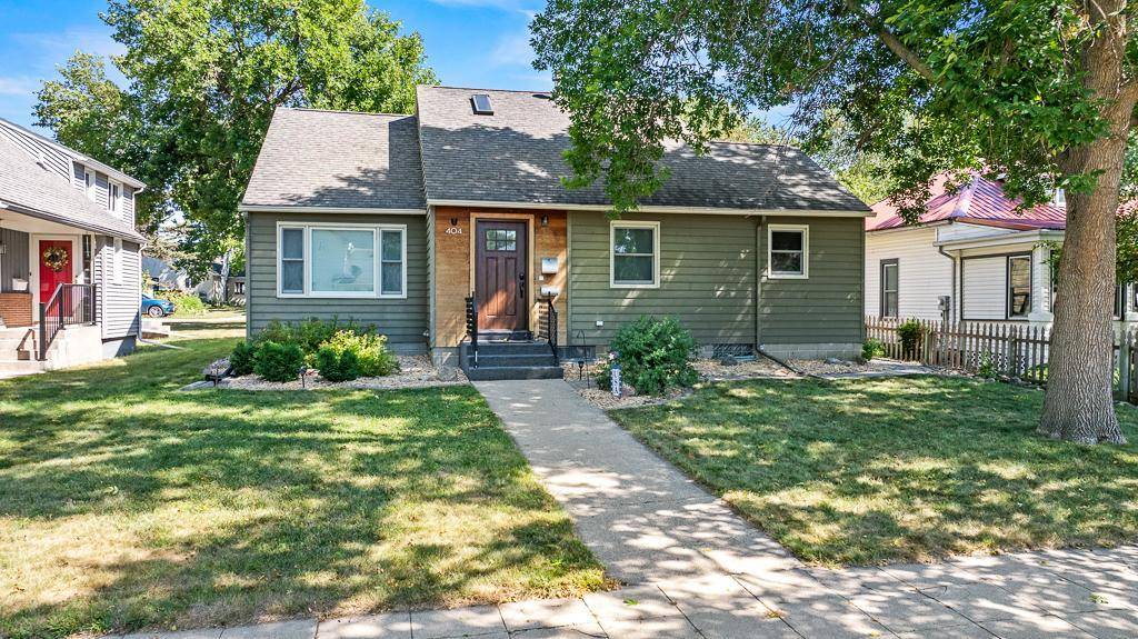 404 Walnut ST, Marshall, MN 56258