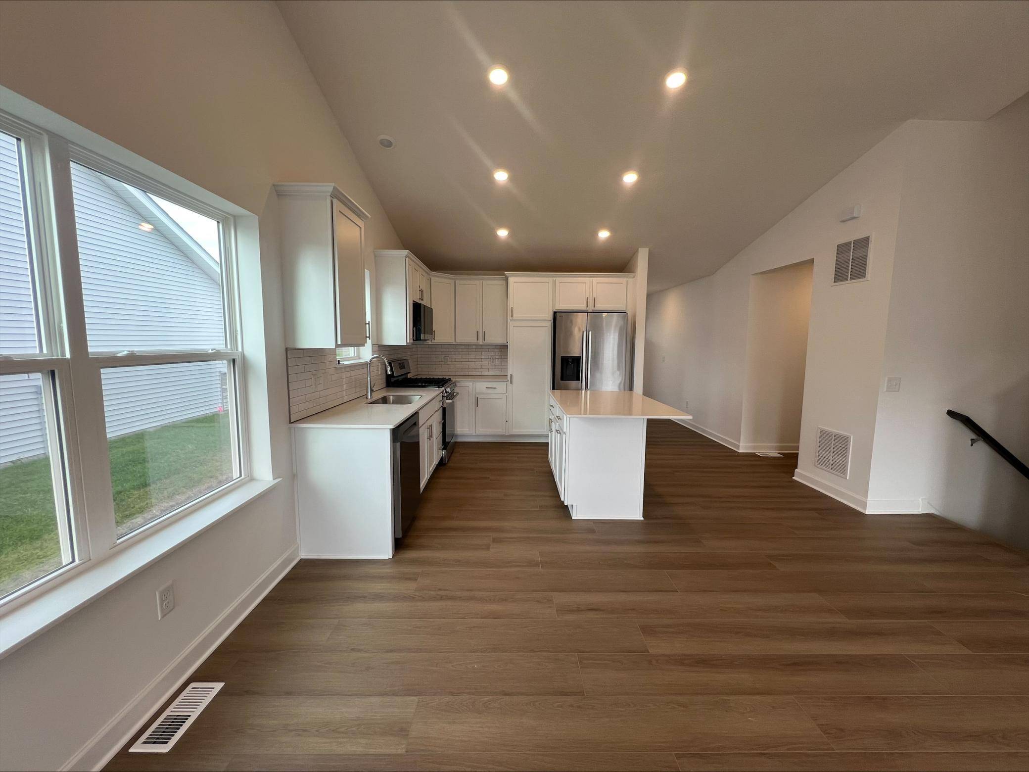 7465 Lotus LN, Lino Lakes, MN 55038