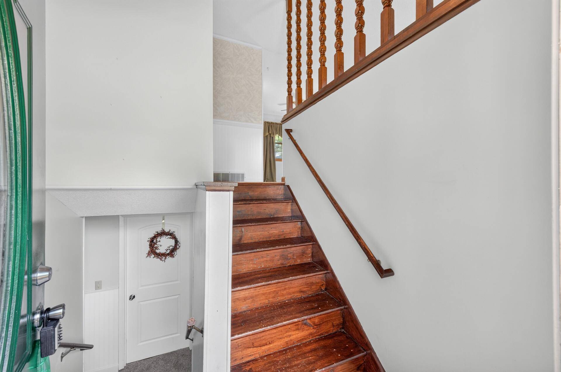 802 Charlotte DR, Anoka, MN 55303