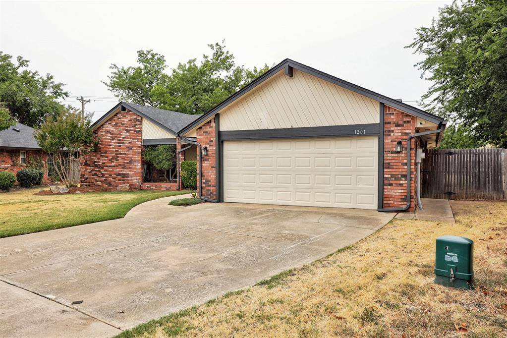 1201 Morrison TRL, Edmond, OK 73012