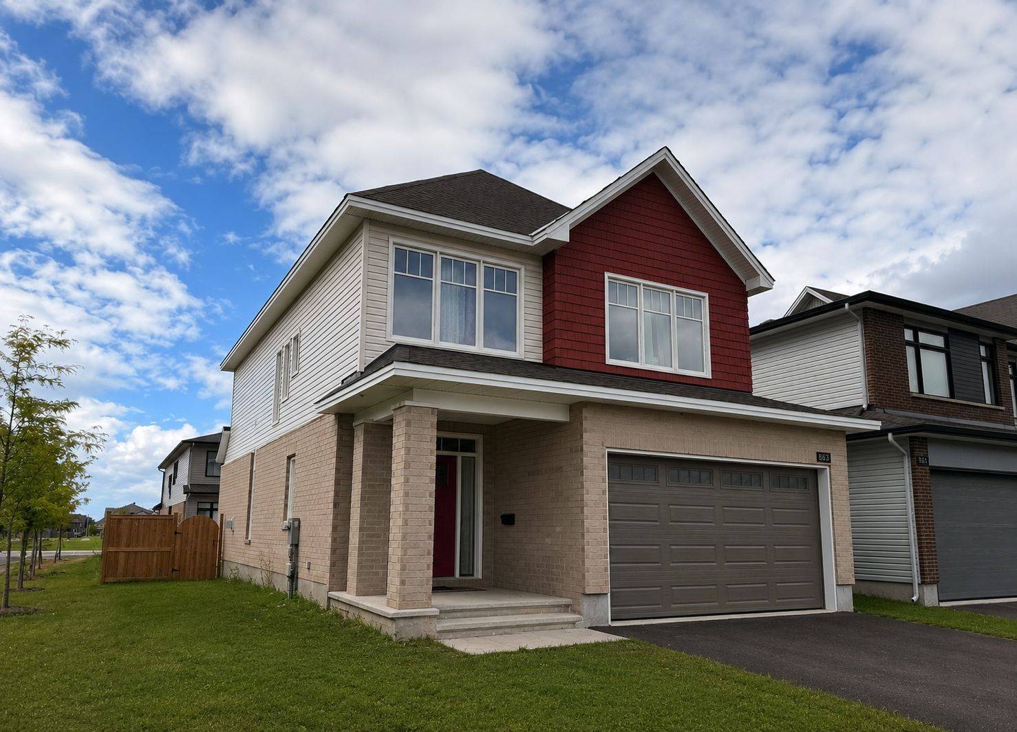863 Snowdrop CRES, Blossom Park - Airport And Area, ON K1T 0X7