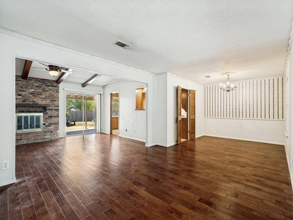 3513 Wren Avenue, Fort Worth, TX 76133