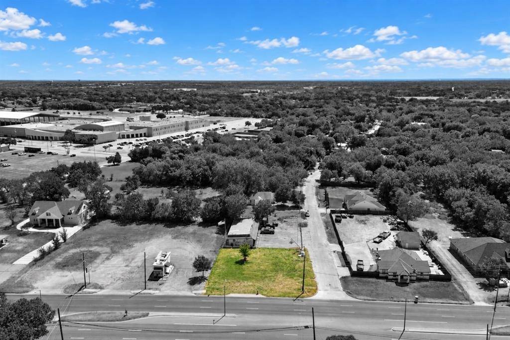 2648 W Scyene Road, Mesquite, TX 75149