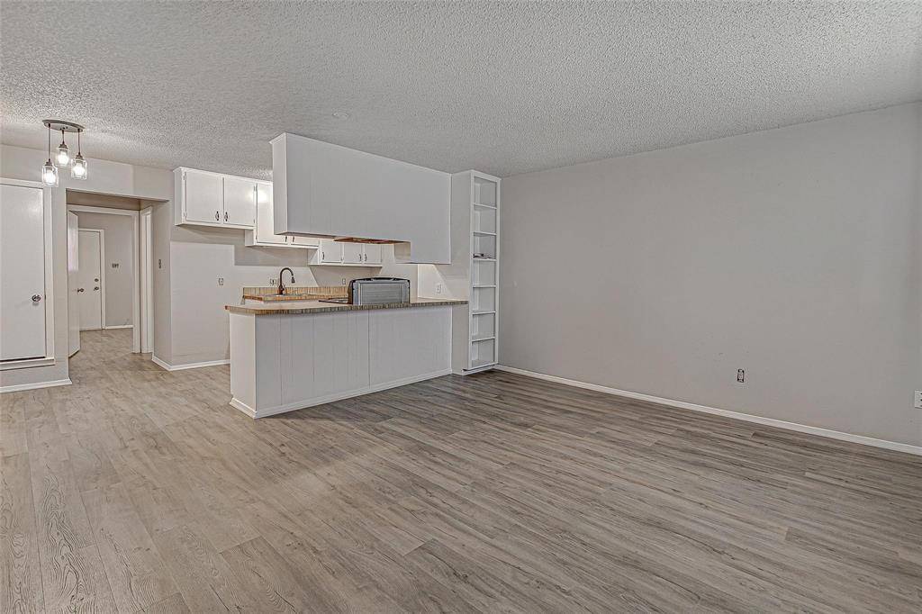 1709 Short Street #C, Cleburne, TX 76033