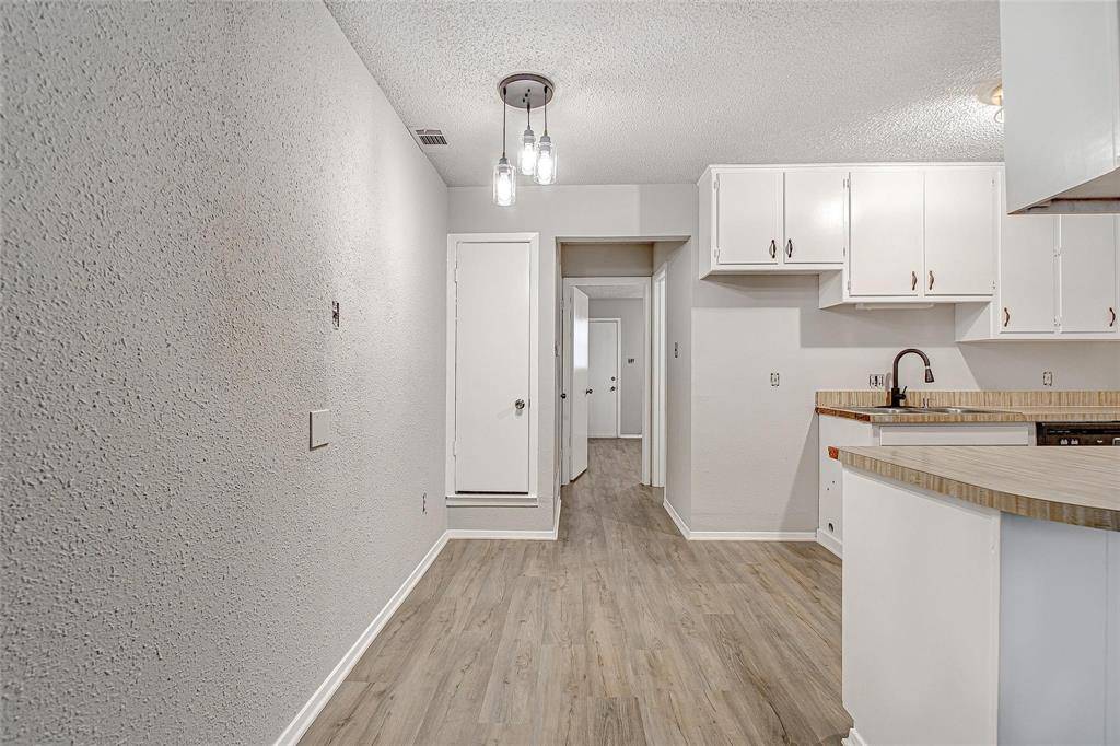 1709 Short Street #C, Cleburne, TX 76033
