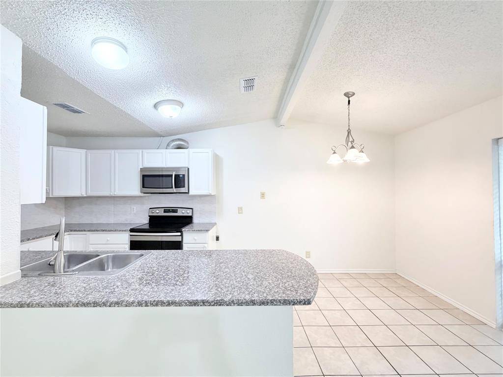 610 Colonial Drive, Garland, TX 75043