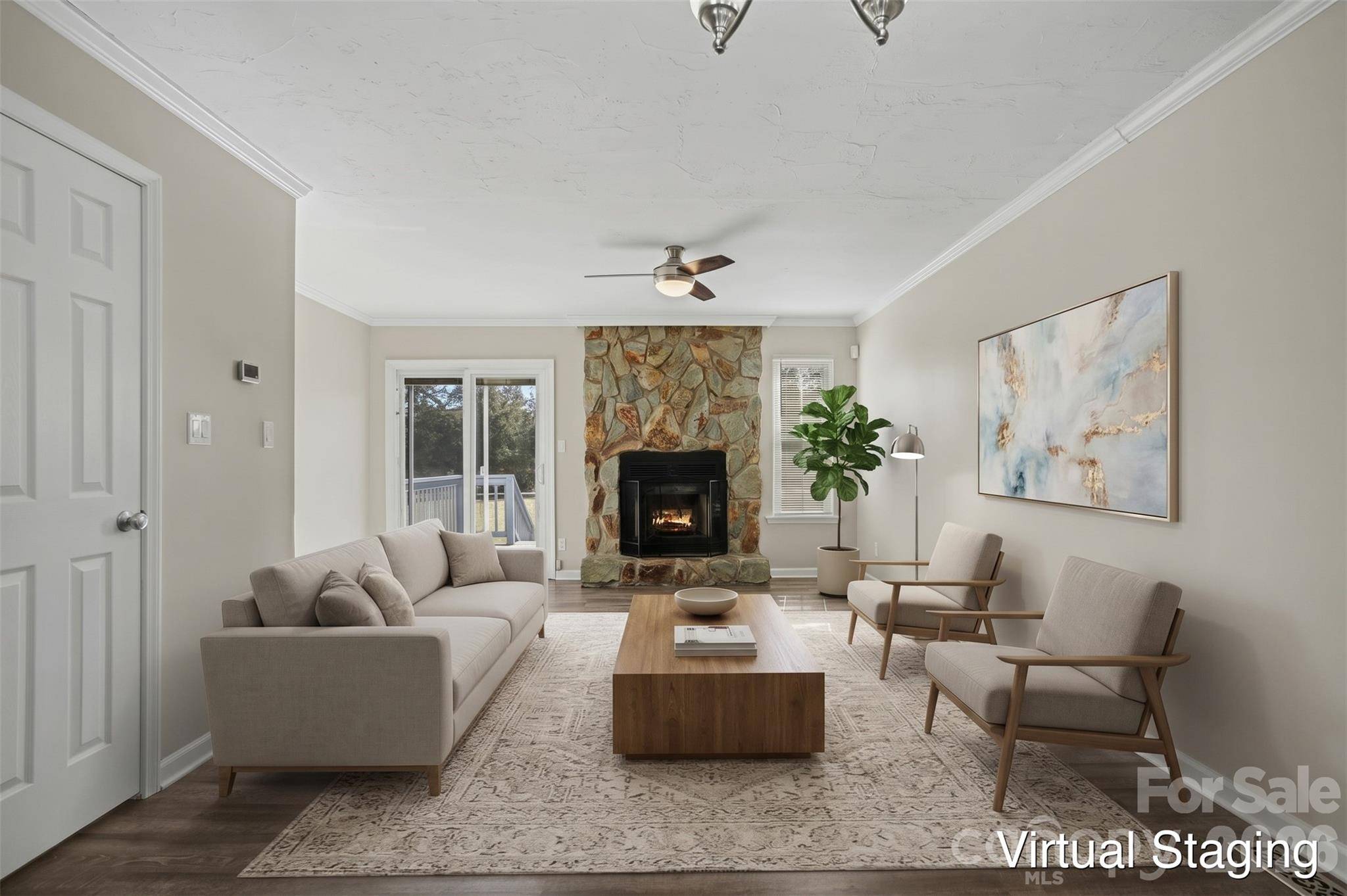 8221 Circle Tree LN, Charlotte, NC 28277