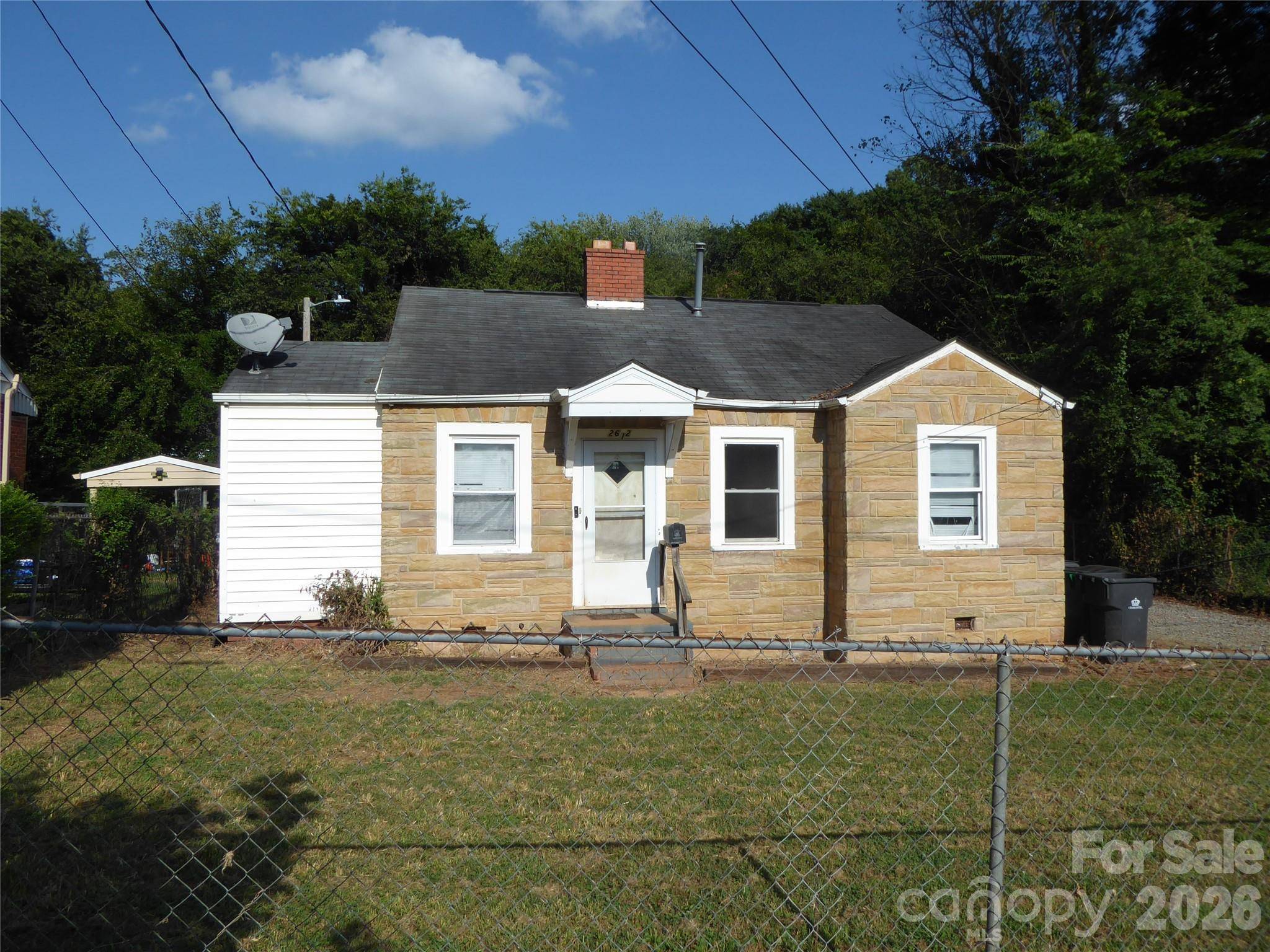 2612 Elon ST, Charlotte, NC 28208