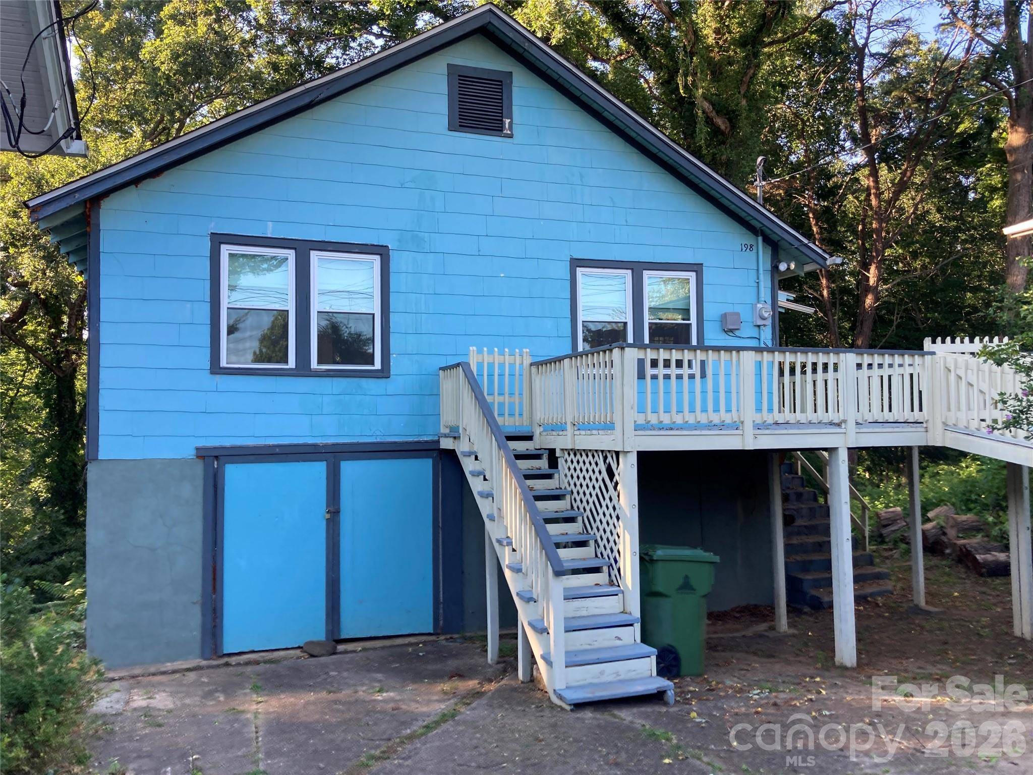 200 Courtland PL, Asheville, NC 28801