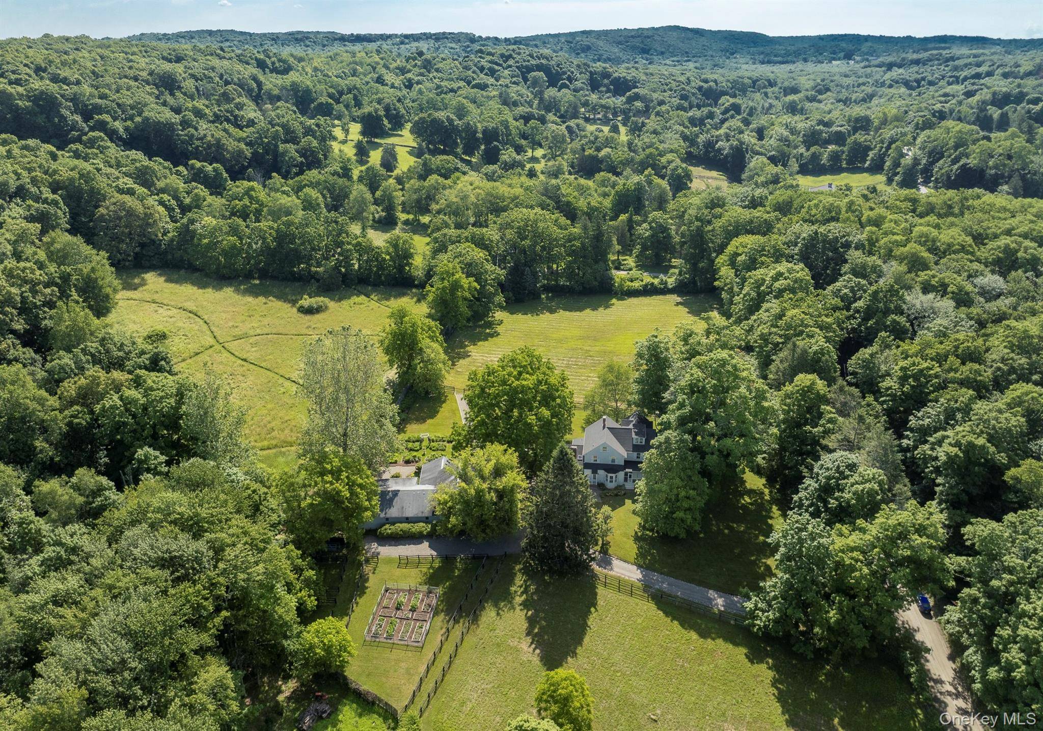 22 Wallace RD, North Salem, NY 10560