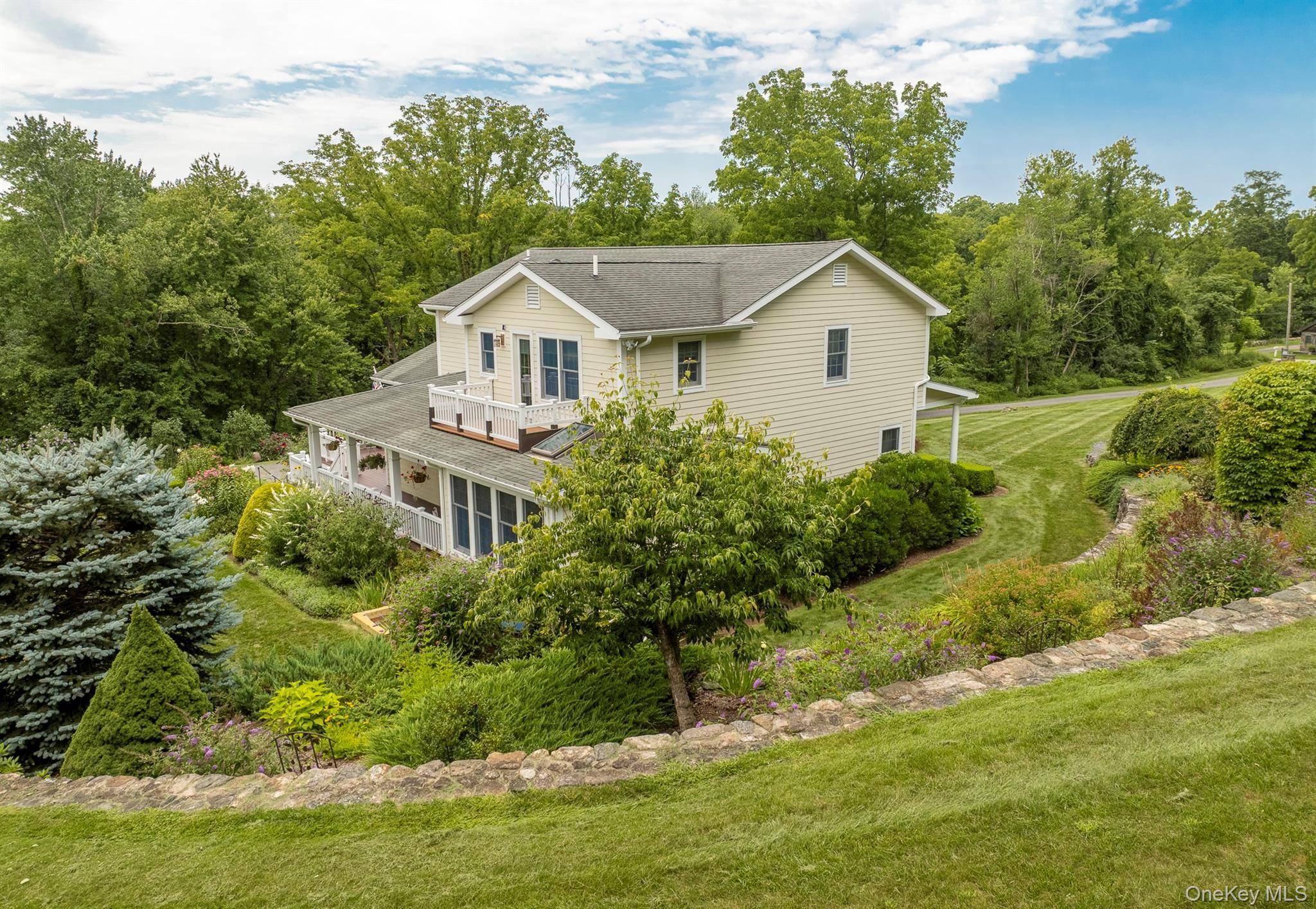 6 Bloomer RD, North Salem, NY 10560