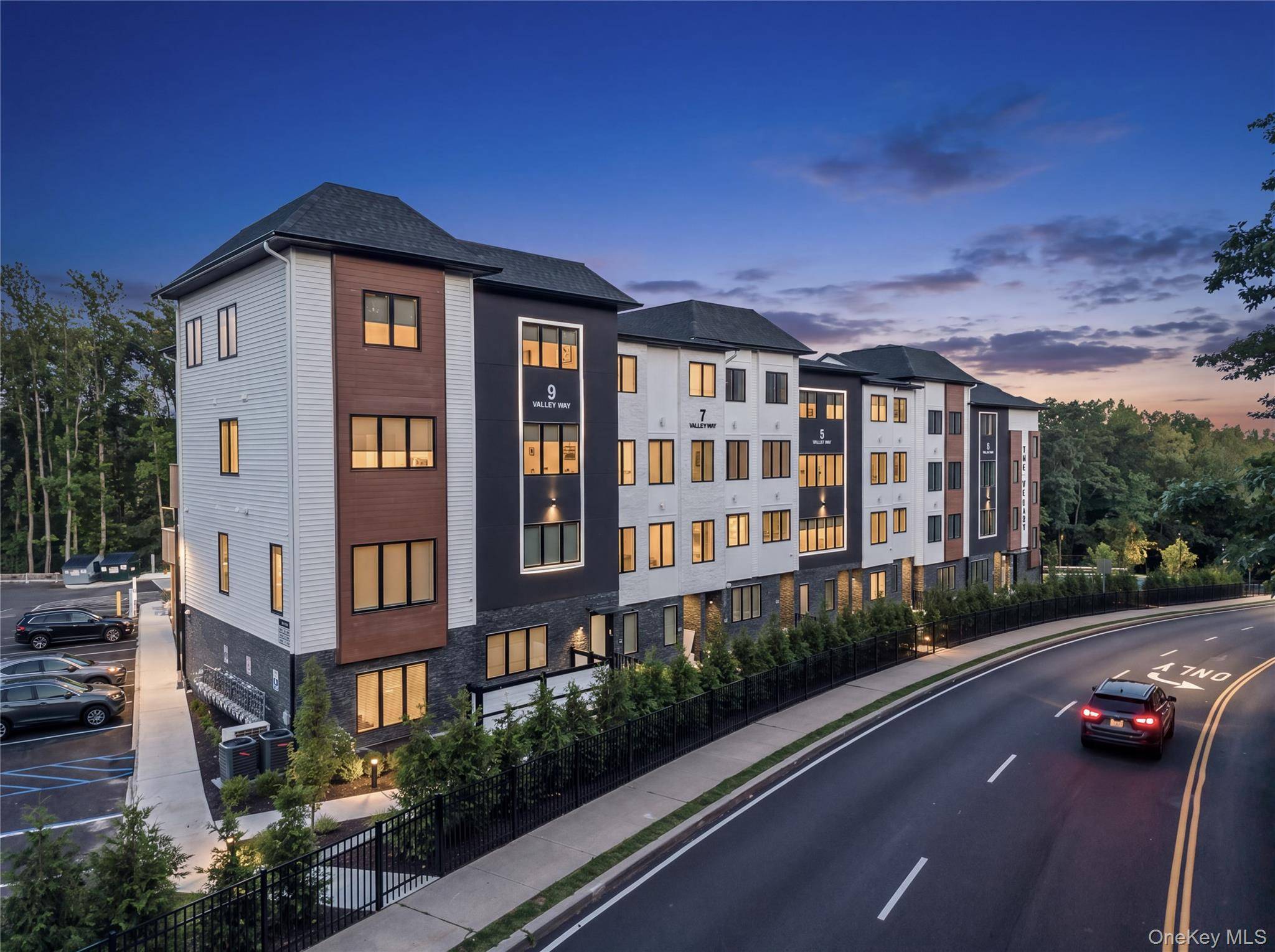 7 Valley WAY #321, Spring Valley, NY 10977