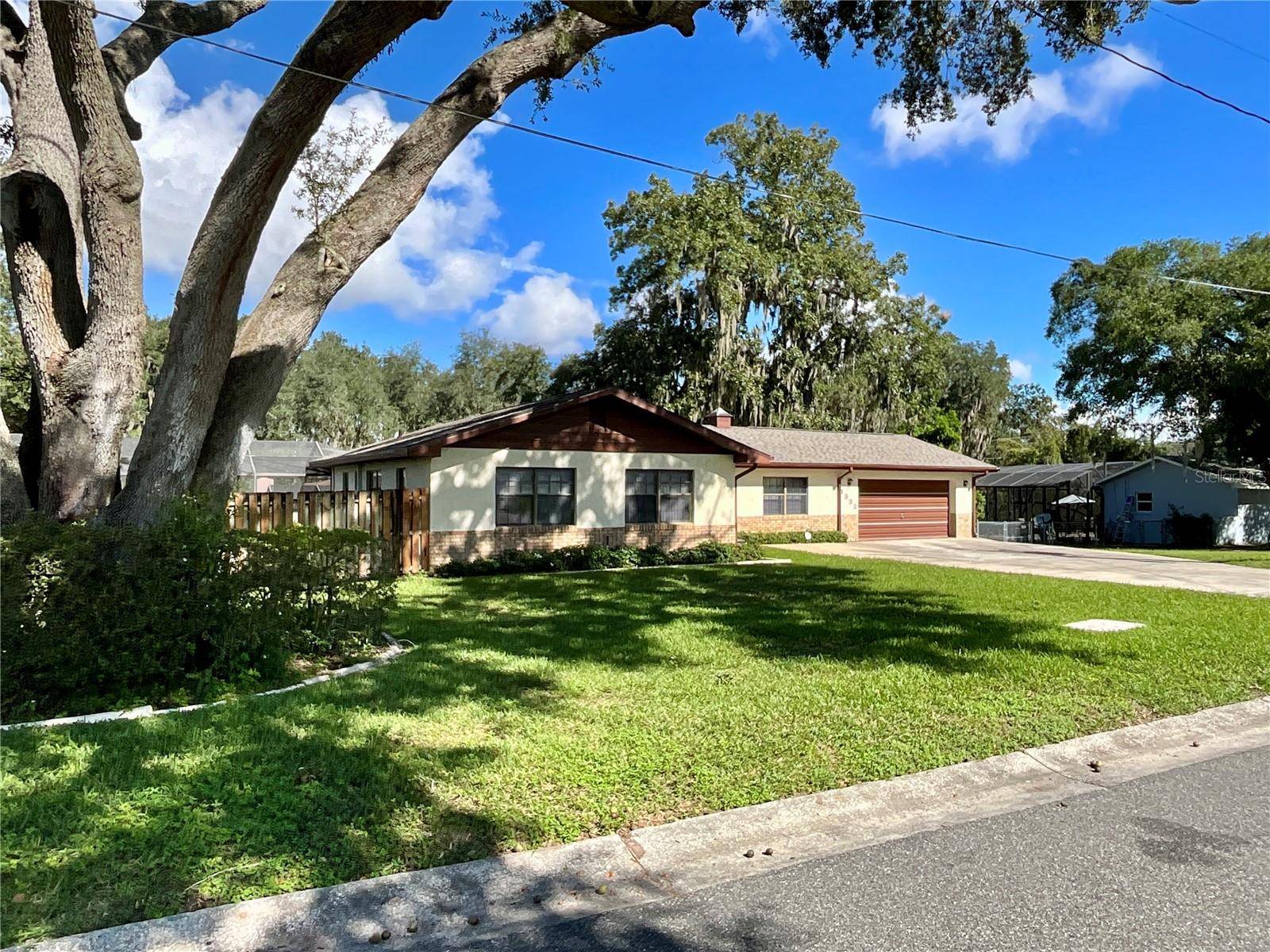 1332 LEE CT, Leesburg, FL 34748