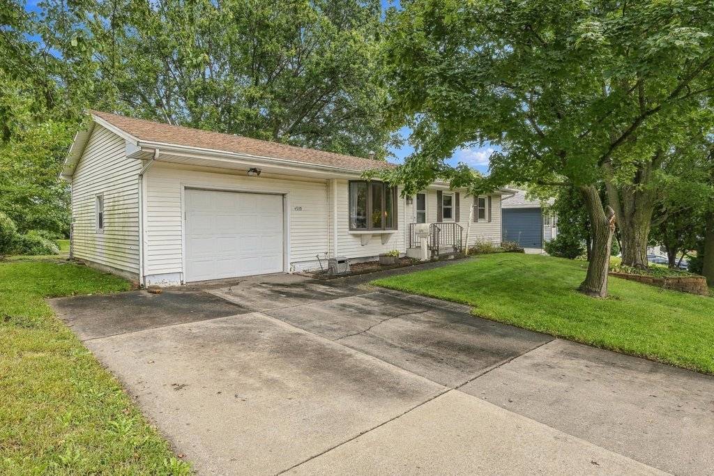4919 Brown ST, Davenport, IA 52806