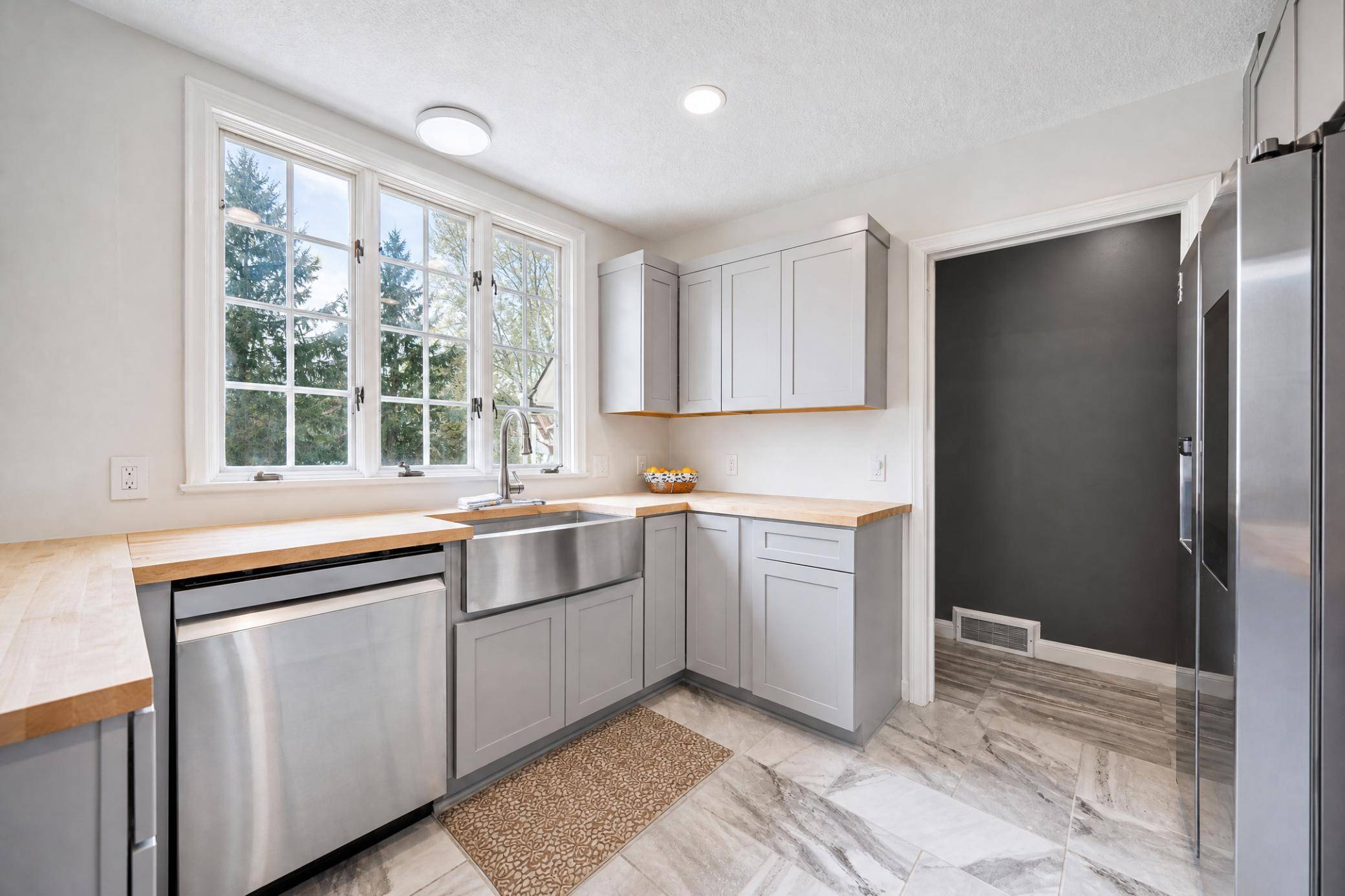 7800 Pearson WAY NE, Fridley, MN 55432