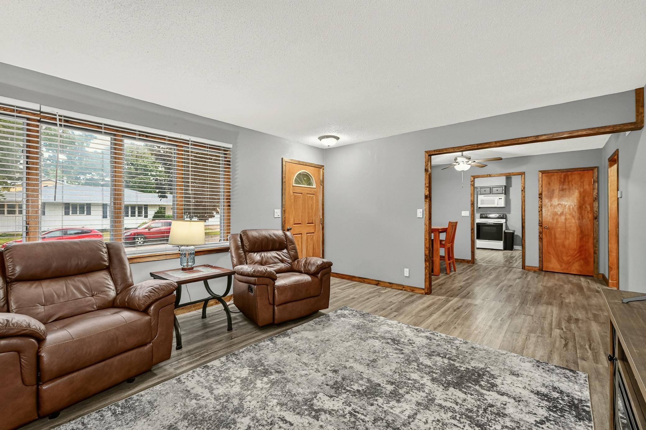 800 6th ST NW, Austin, MN 55912