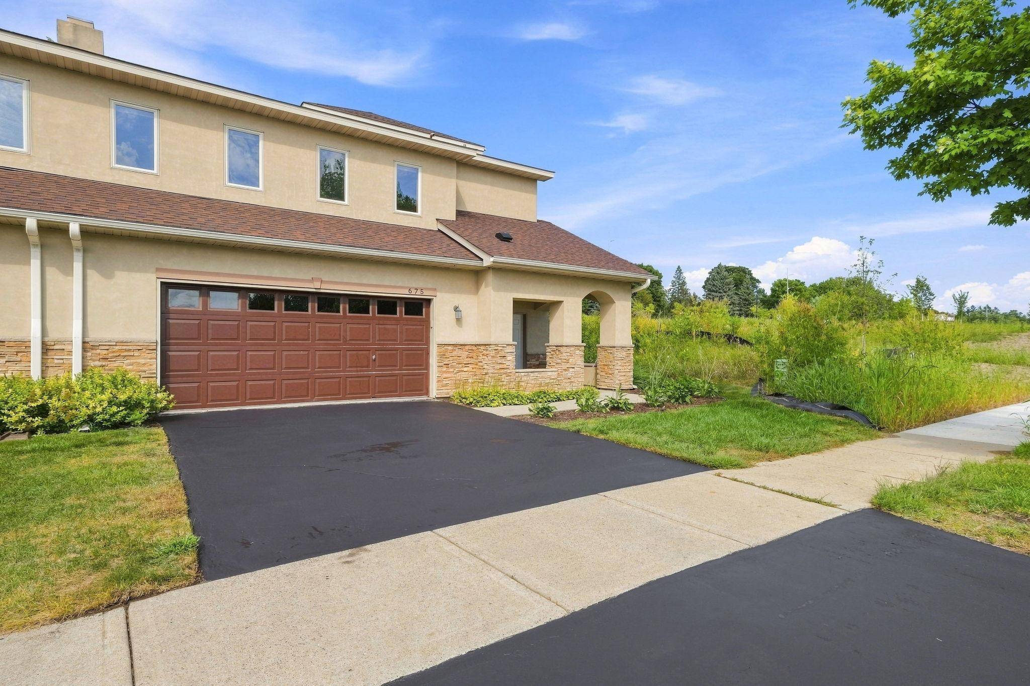 675 Sienna DR, Watertown, MN 55388