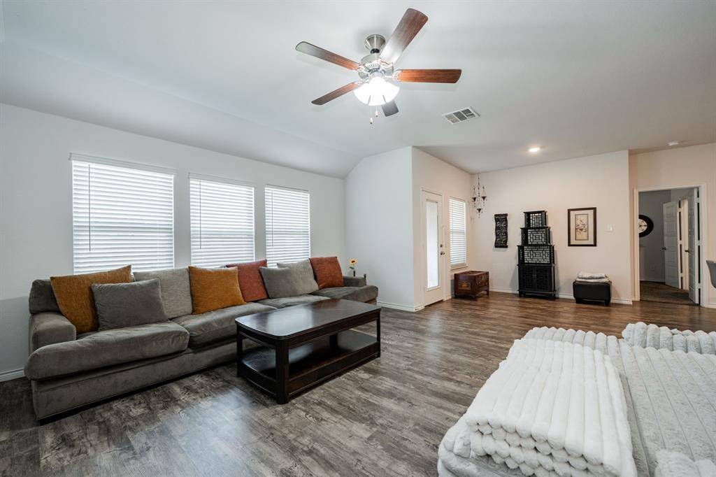3116 Crystal Way, Royse City, TX 75189