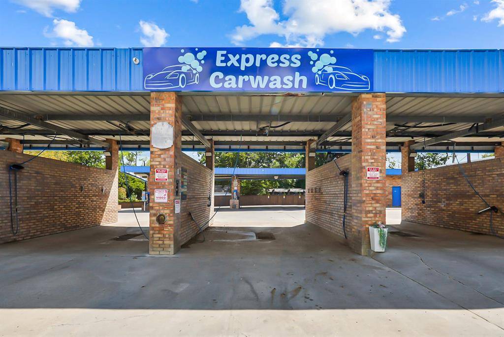 1445 W 2nd Avenue, Corsicana, TX 75110