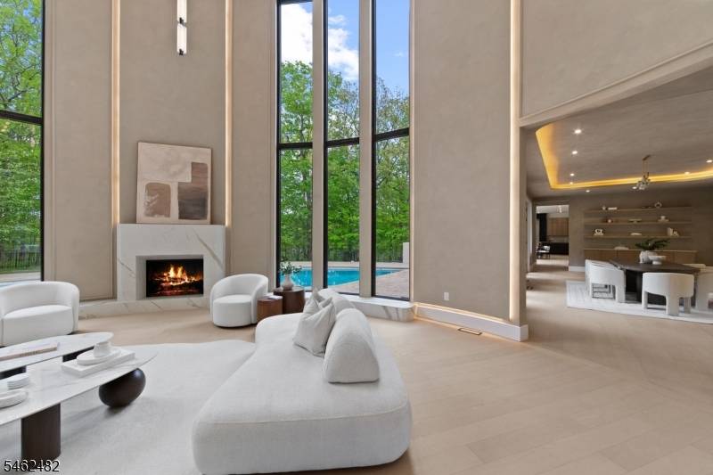 809 West Shore Drive, Kinnelon Boro, NJ 07405