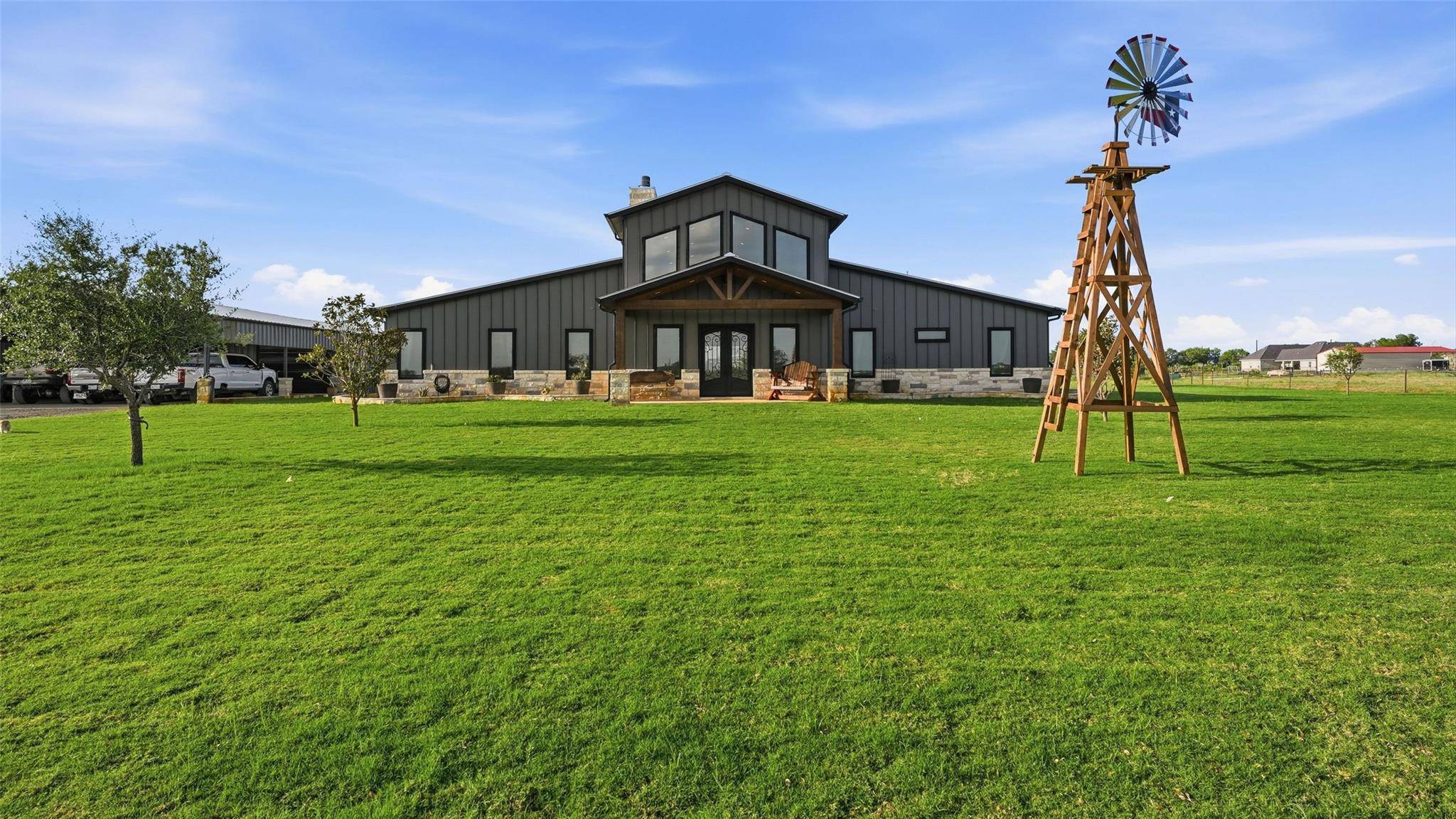 12093 Sulphur Springs RD, Adkins, TX 78101