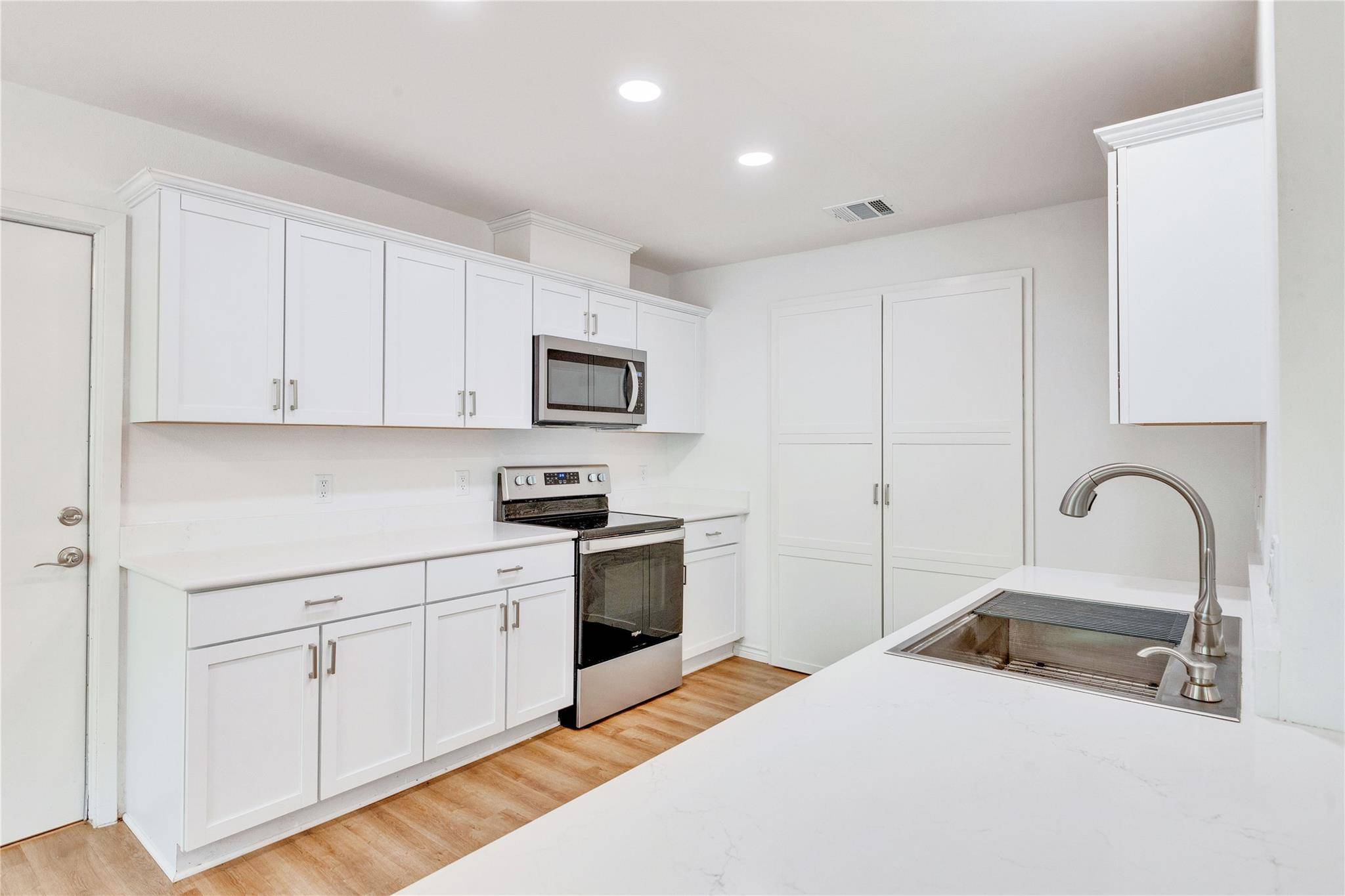 1410 Vista Ridge CV, Austin, TX 78754