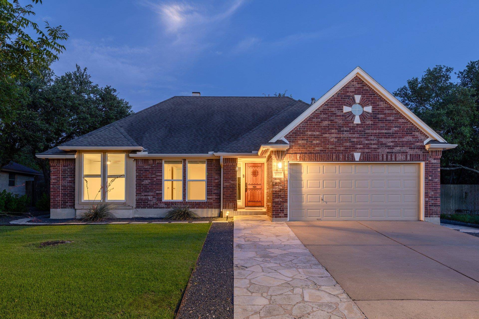 6901 Breezy PASS, Austin, TX 78749