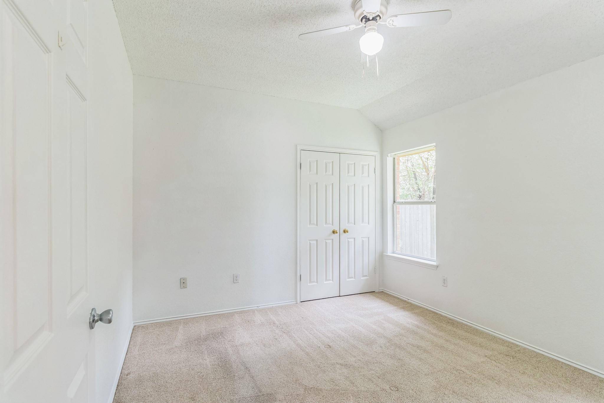800 Mountain Ridge DR, Leander, TX 78641