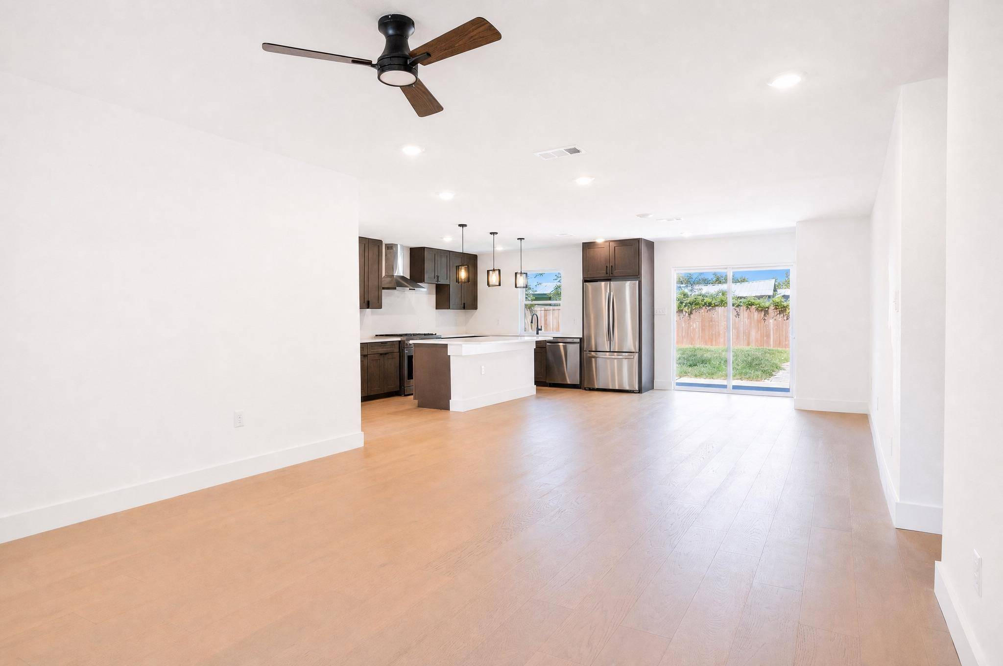 6706 Cruz ST, Austin, TX 78741