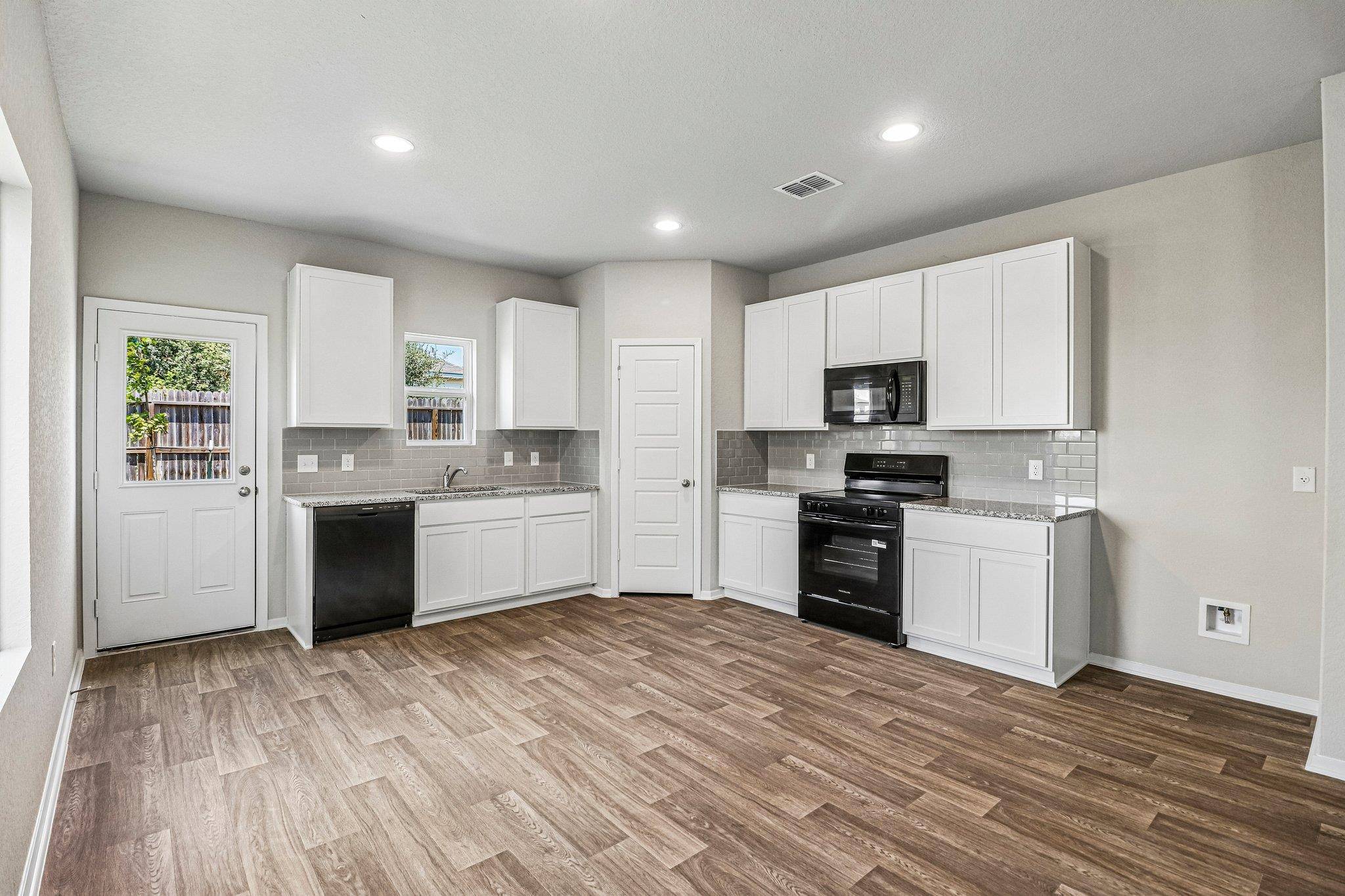 2451 Rambo DR, San Antonio, TX 78224