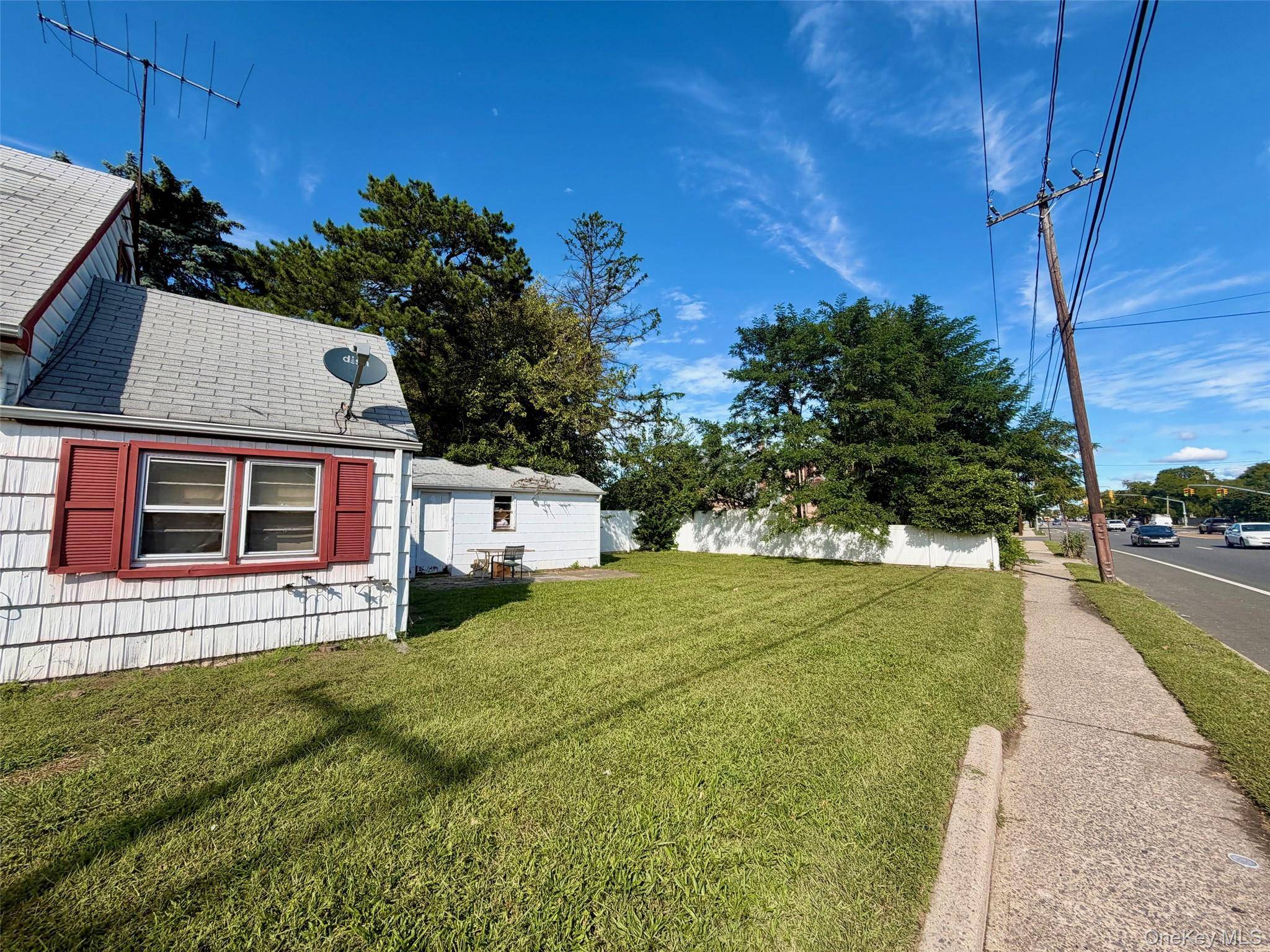306 W Old Country RD, Hicksville, NY 11801