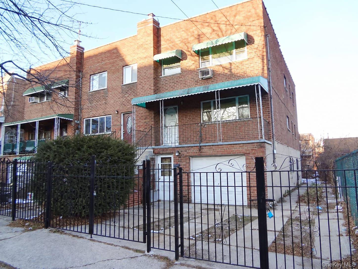2219 Cincinnatus AVE, Bronx, NY 10473