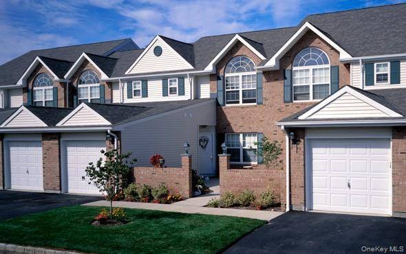 3 Horizon View DR #3, Farmingville, NY 11738