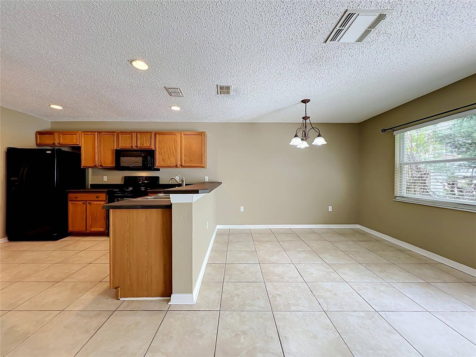 2805 CLIFFE CT, Oviedo, FL 32765