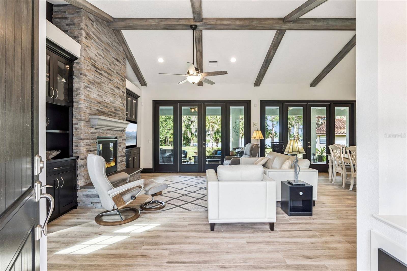 372 W LAKEVIEW AVE, Lake Mary, FL 32746