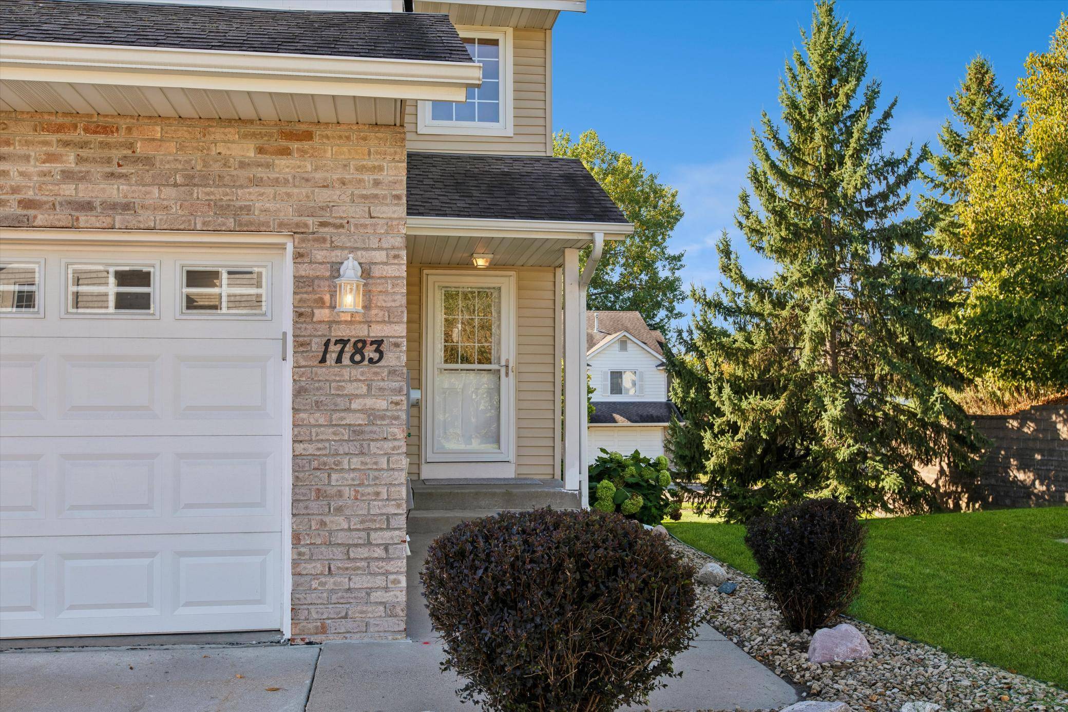 1783 Talon TRL, Eagan, MN 55122