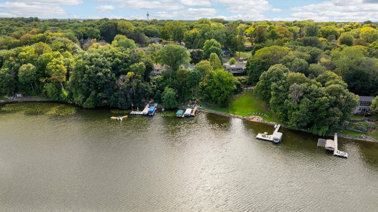 7339 Frontier TRL, Chanhassen, MN 55317