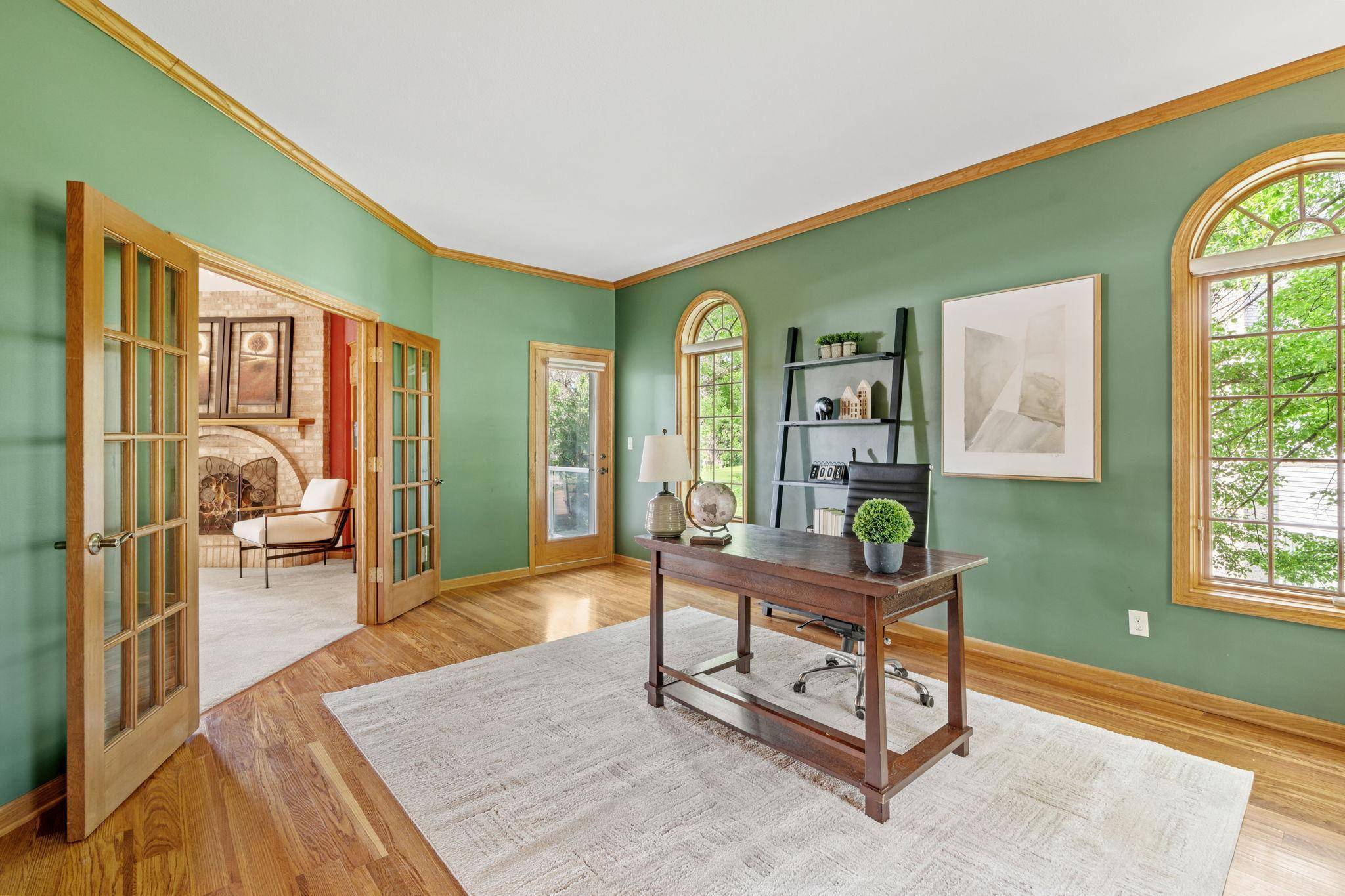 6210 Deerwood Circle N, Plymouth, MN 55442