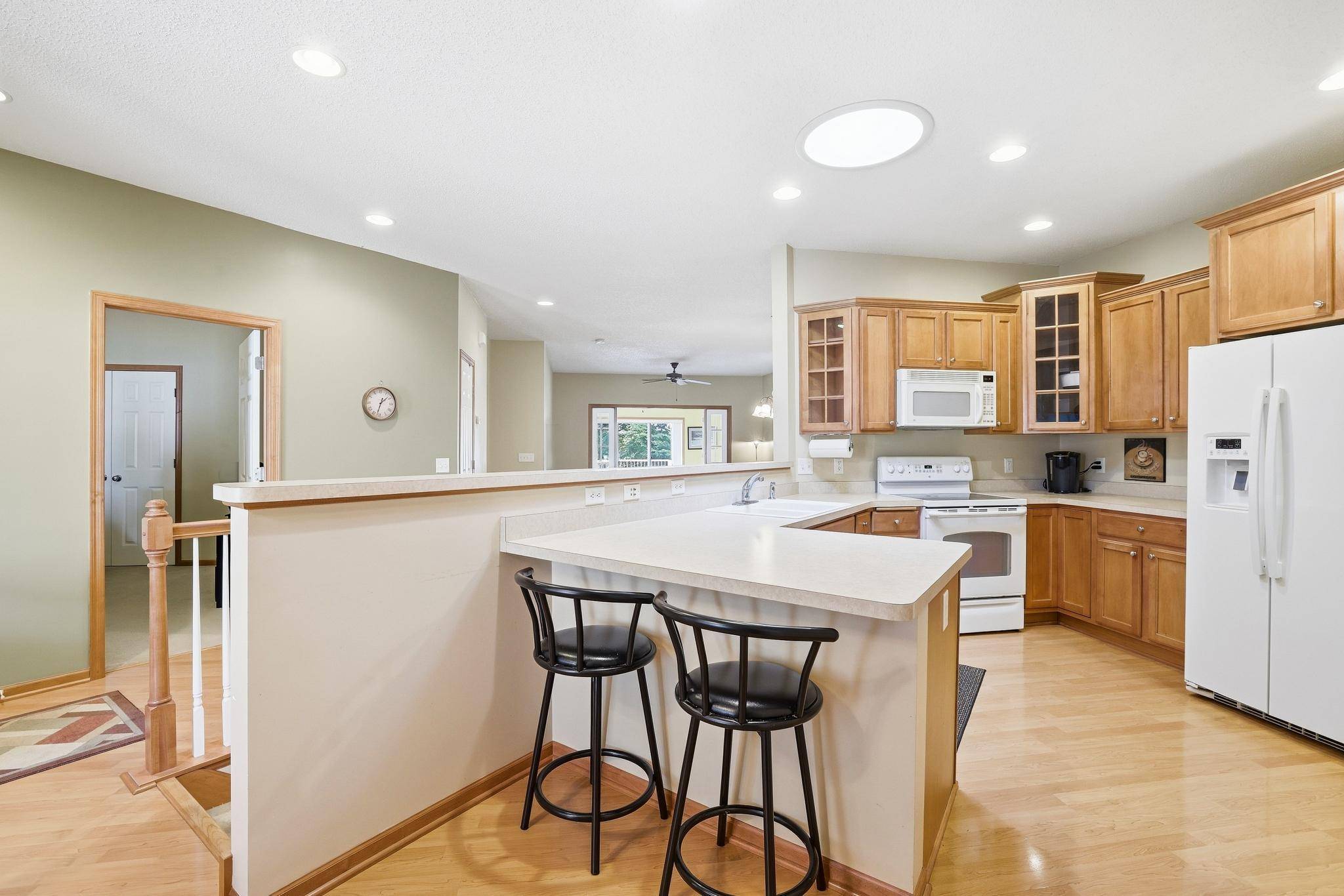 776 Meredith CIR, River Falls, WI 54022