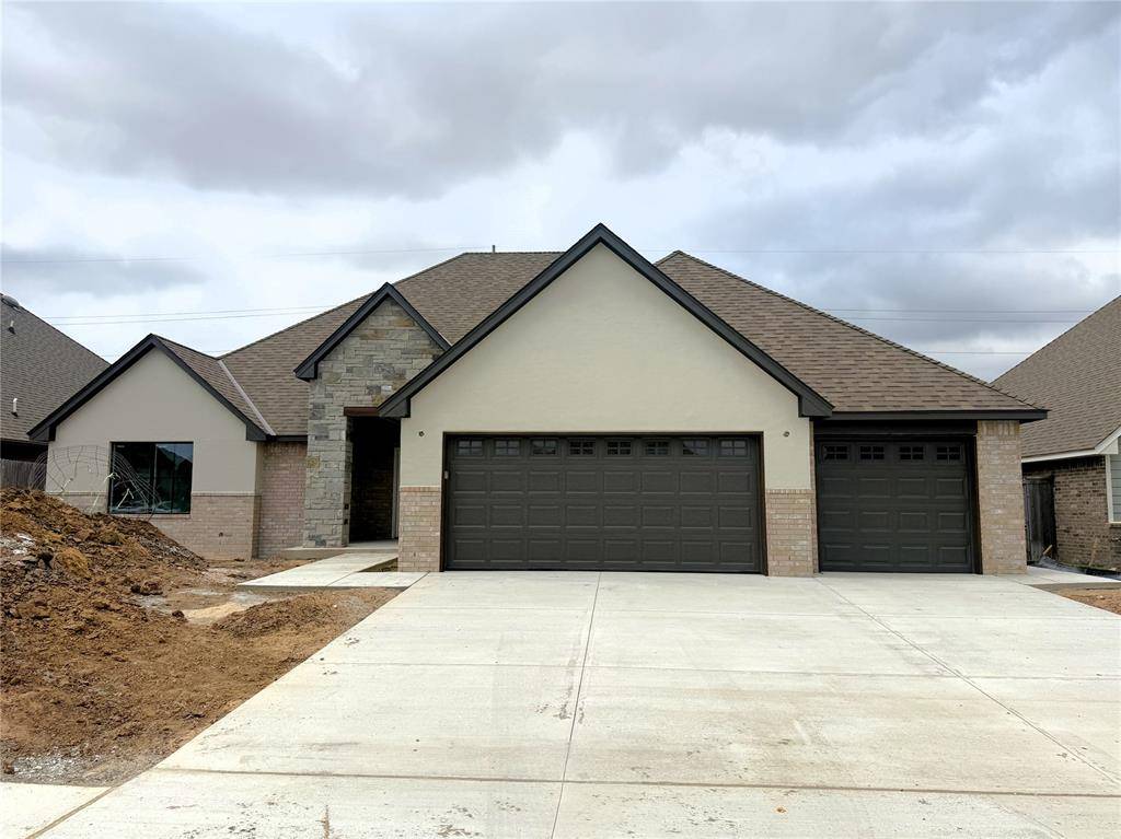 4009 Coronado DR, Oklahoma City, OK 73160