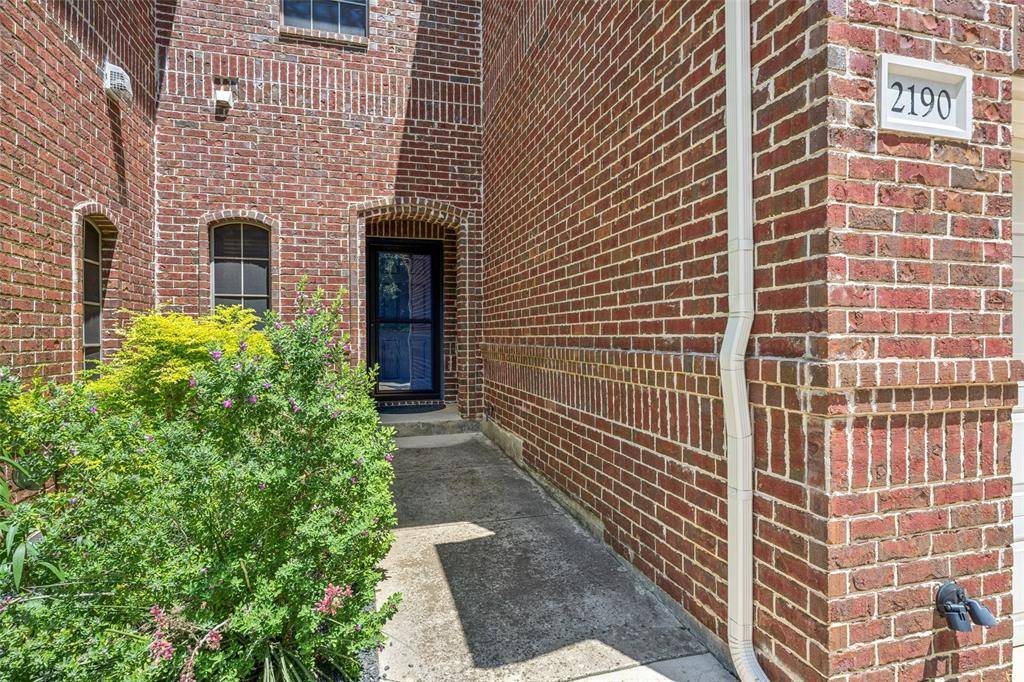 2190 McPherson Drive, Grapevine, TX 76051