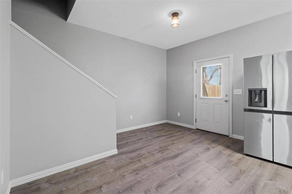 525-527 E Ball Street #525, Tom Bean, TX 75489