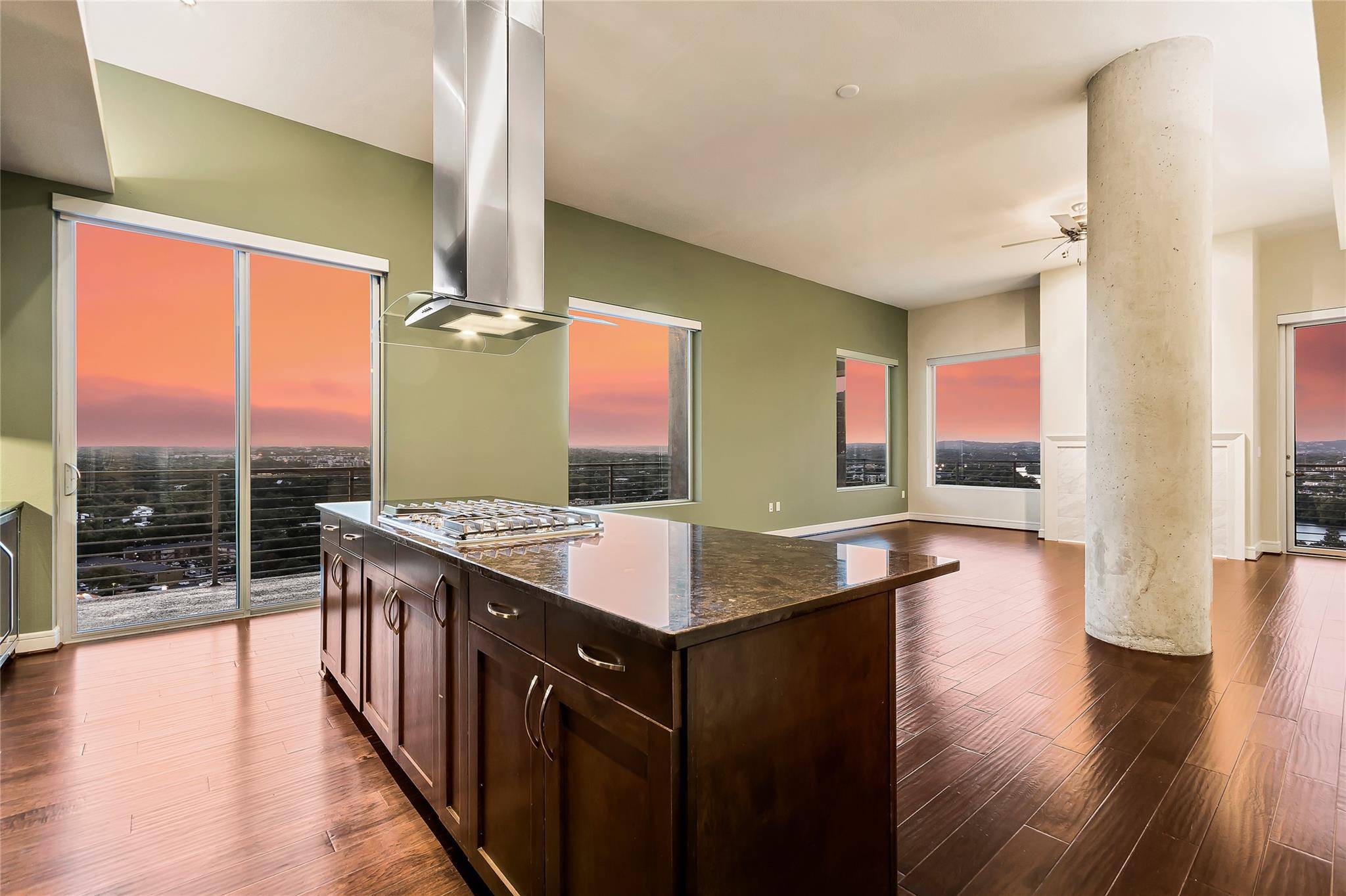 214 Barton Springs RD #1921, Austin, TX 78704