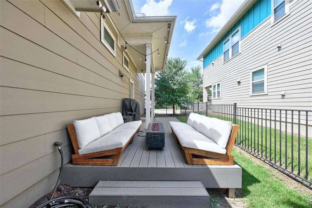 10513 Larue PASS #42, Austin, TX 78717