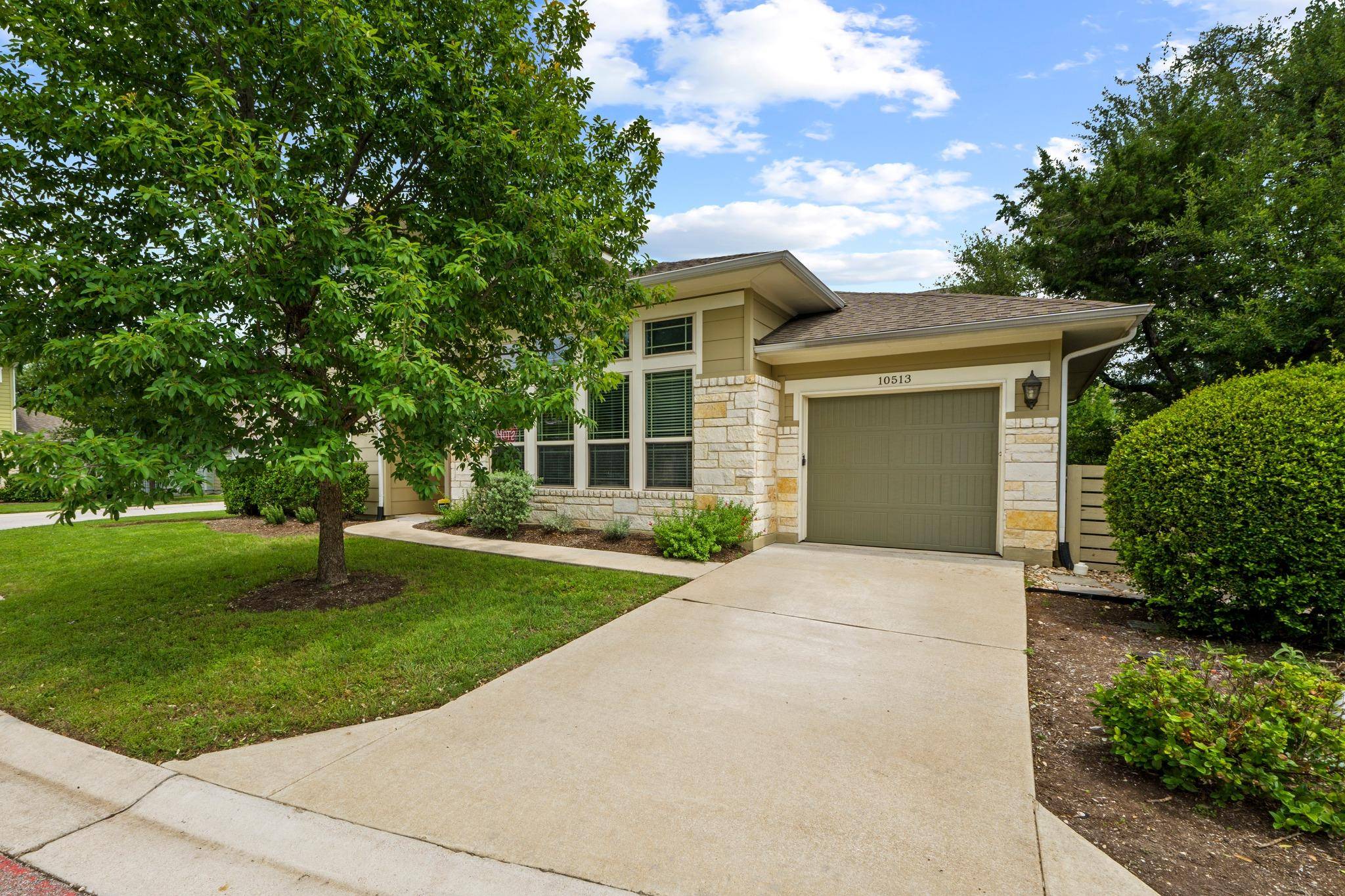 10513 Larue PASS #42, Austin, TX 78717