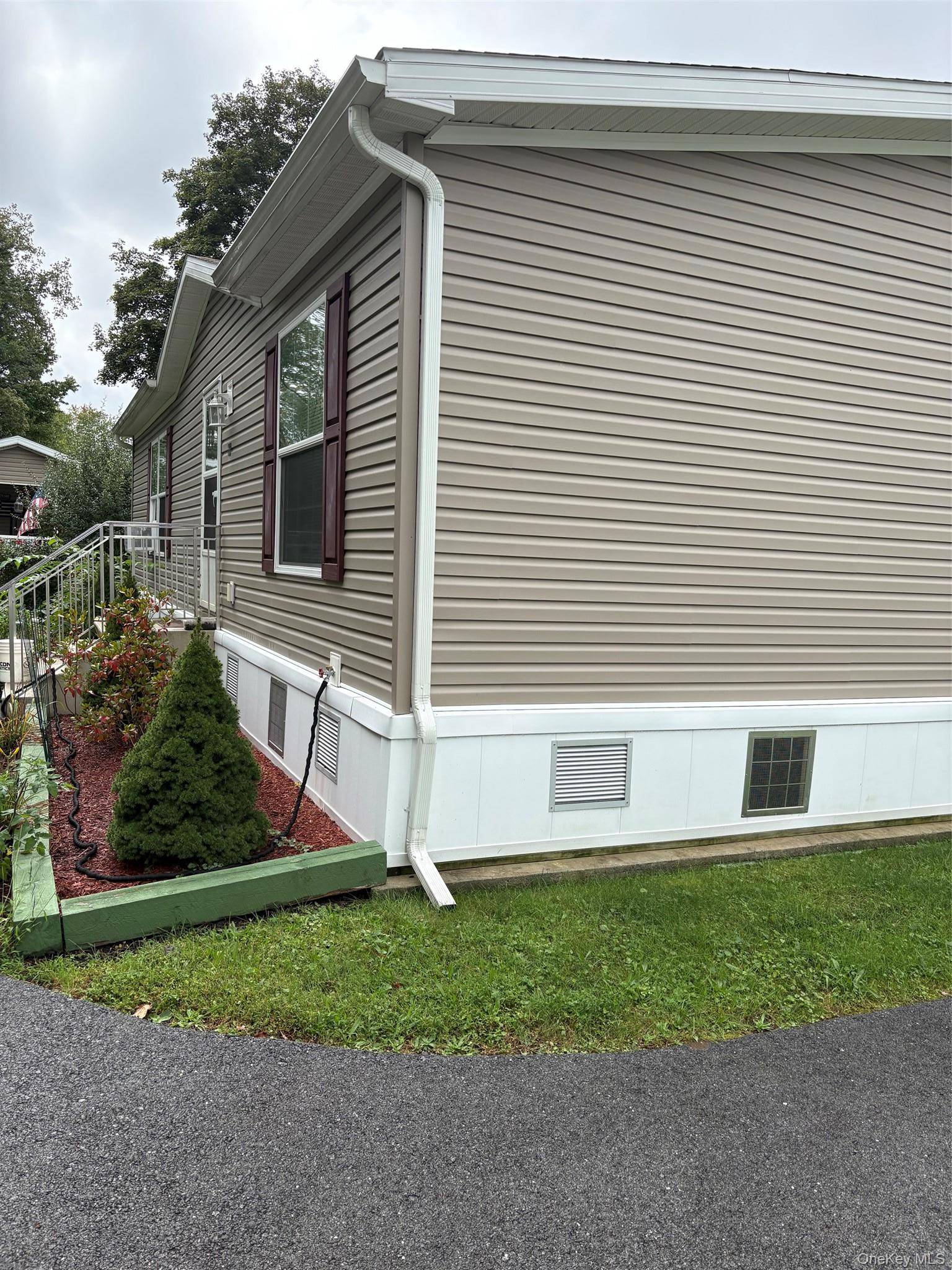 20 Cardinal Rd #89, Hyde Park, NY 12538