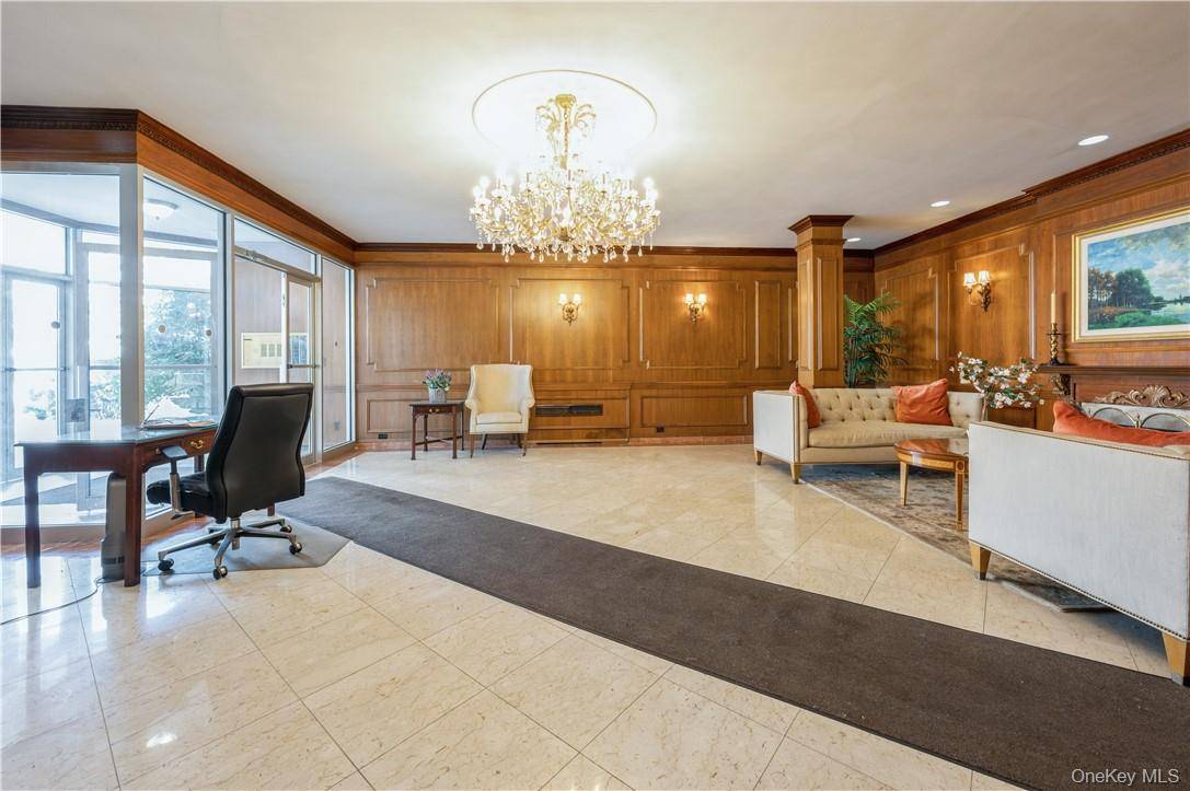 499 N Broadway #3A, White Plains, NY 10603