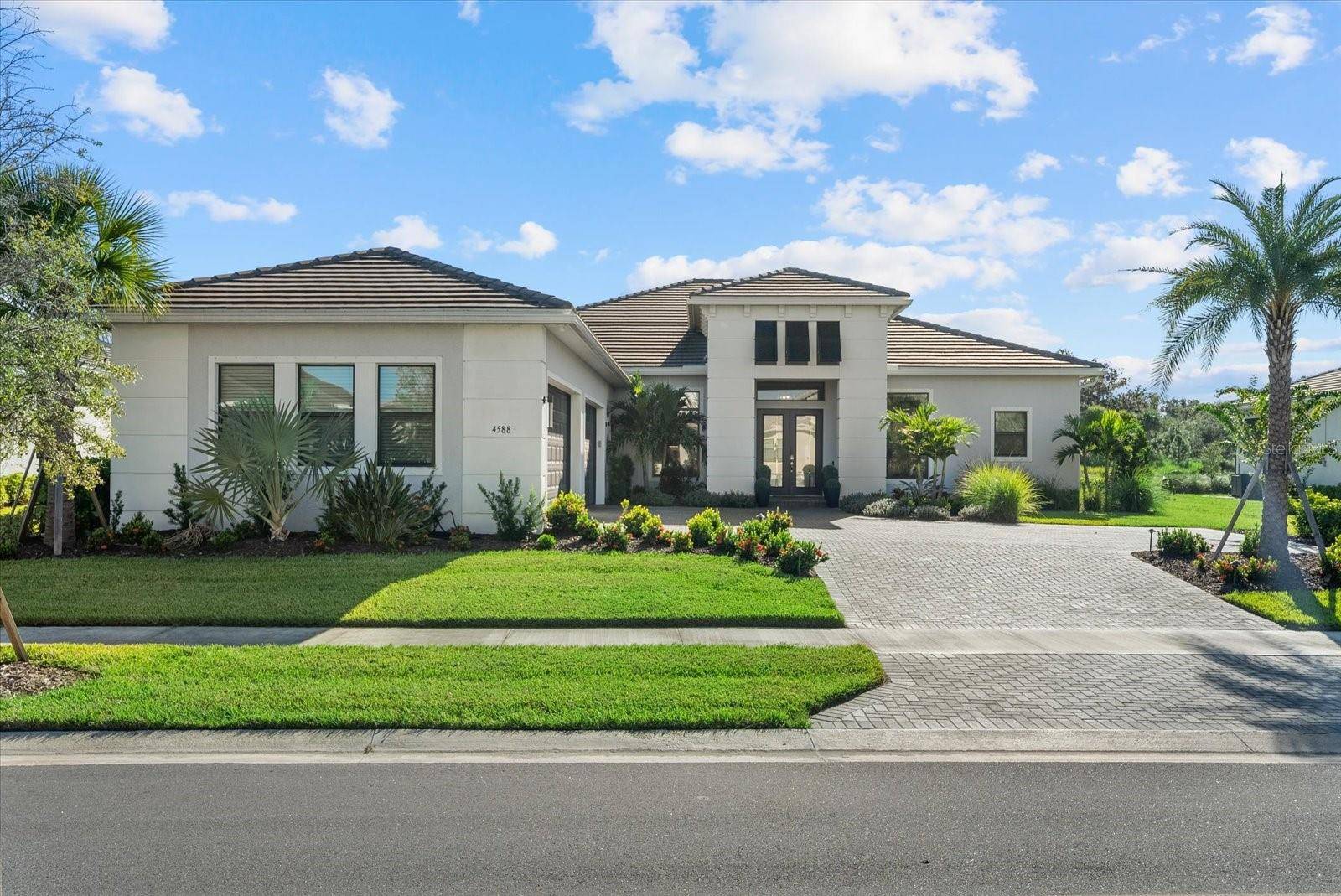 4588 MONDRIAN CT, Sarasota, FL 34240